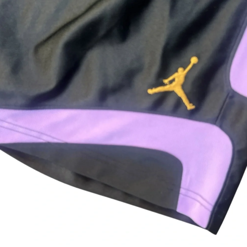 🟣 Jordan Jumpman Basketball Shorts Men’s‎ XL Black Purple Gold Logo